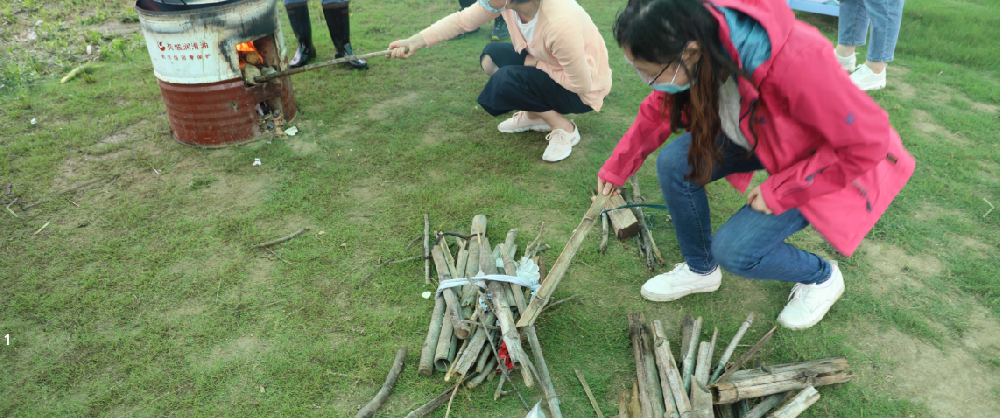 第三屆趣味運(yùn)動(dòng)會(huì)順利召開